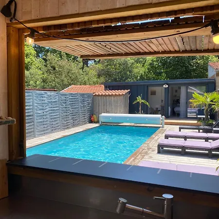 Petite Bleue - Piscine Privee Chauffee Holiday home *